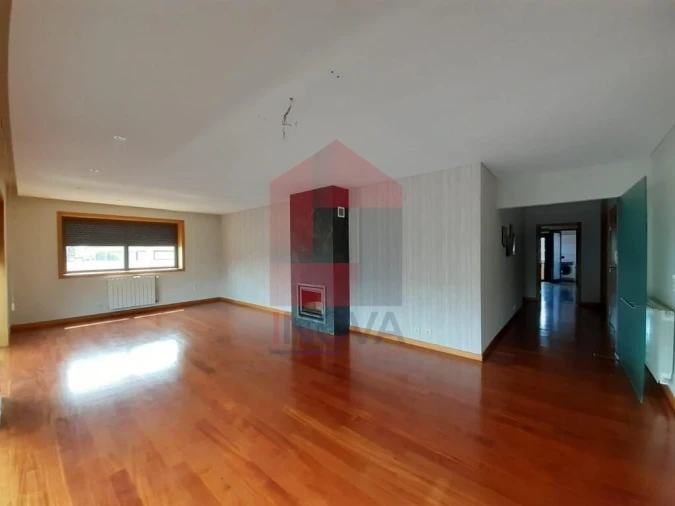 Apartamento T3 para Venda em Subportela, Deocriste e Portela Susã Foto 8