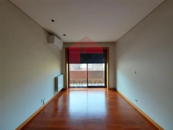 Apartamento T3 para Venda em Subportela, Deocriste e Portela Susã Foto 14