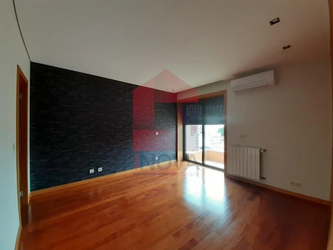 Apartamento T3 para Venda em Subportela, Deocriste e Portela Susã Foto 19