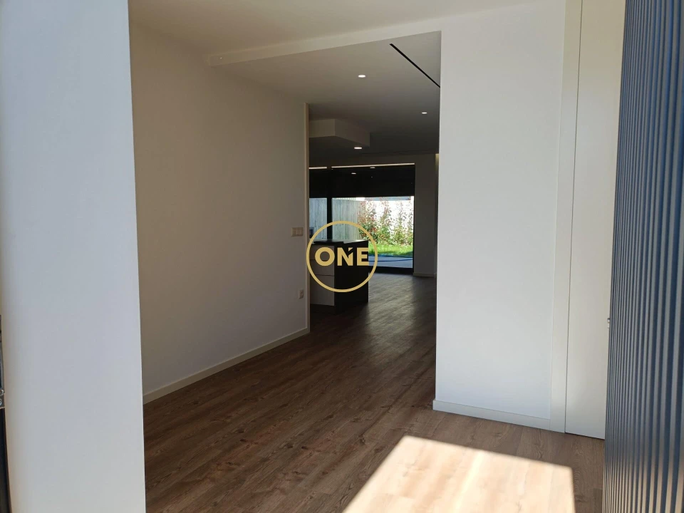 Moradia T3 para Venda em Merelim (São Pedro) e Frossos Foto 10