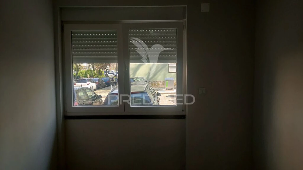 Apartamento T2 para Venda em São Domingos de Benfica Foto 17