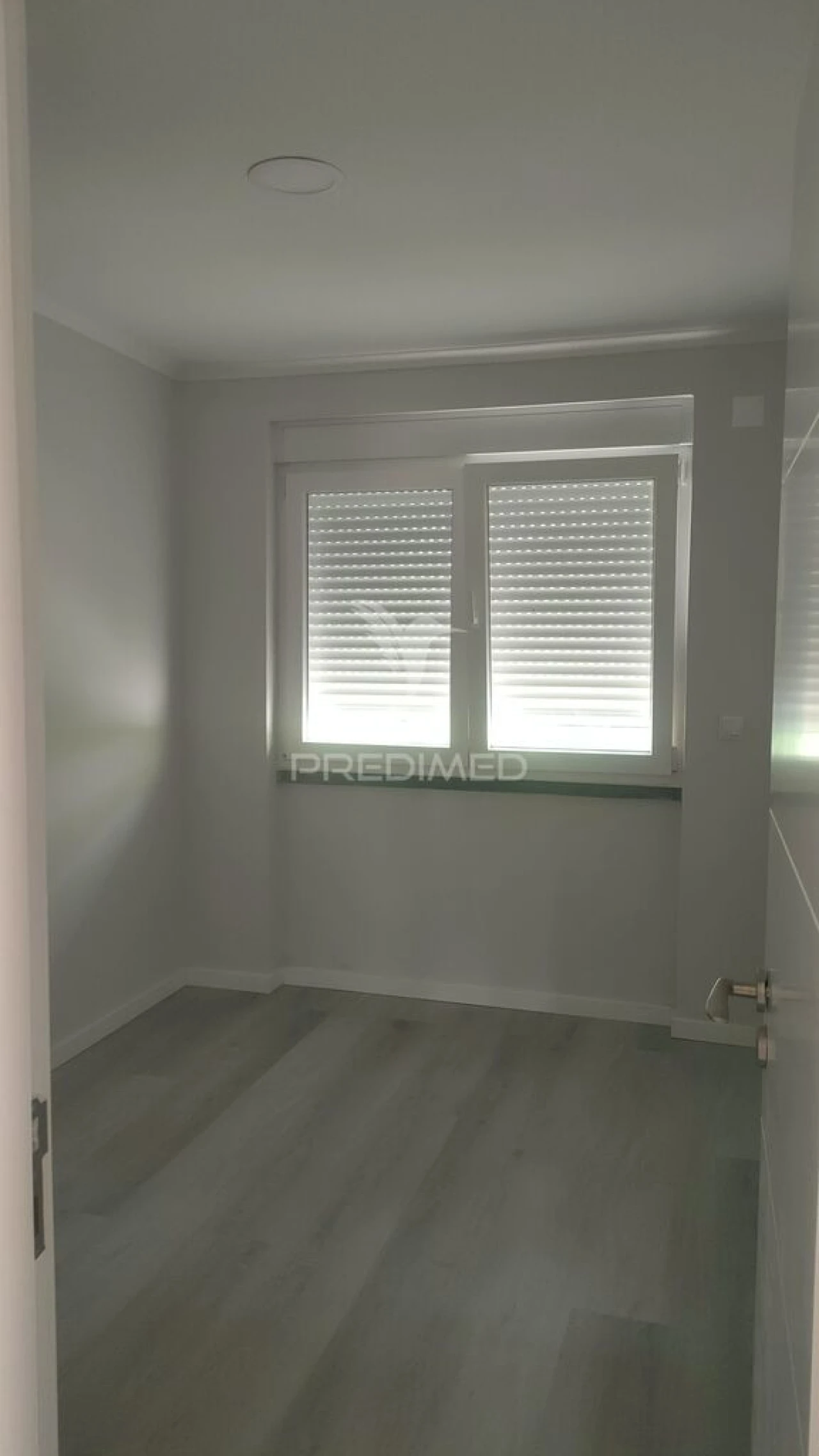 Apartamento T2 para Venda em São Domingos de Benfica Foto 1