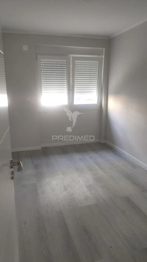Apartamento T2 para Venda em São Domingos de Benfica