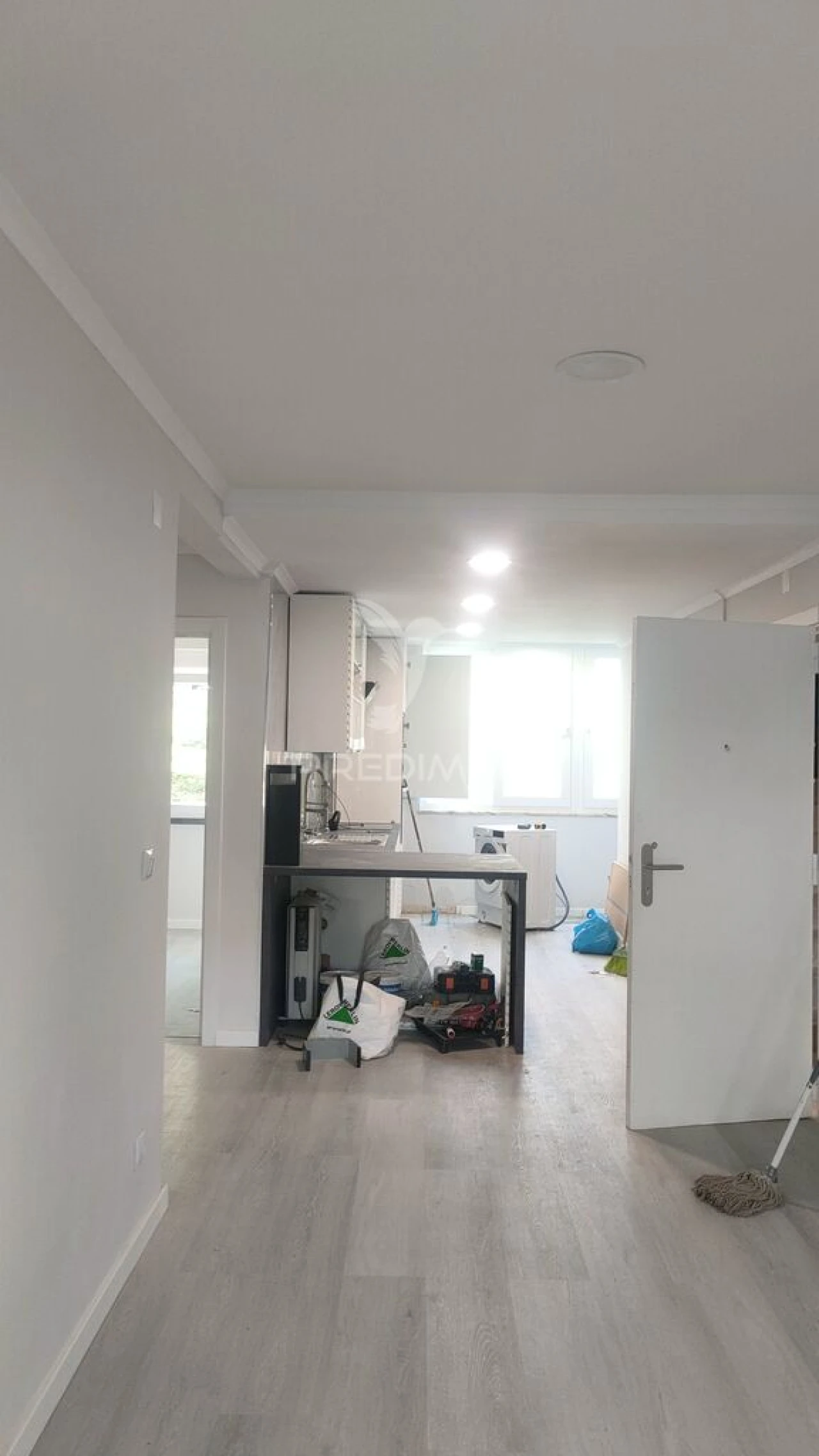 Apartamento T2 para Venda em São Domingos de Benfica Foto 18
