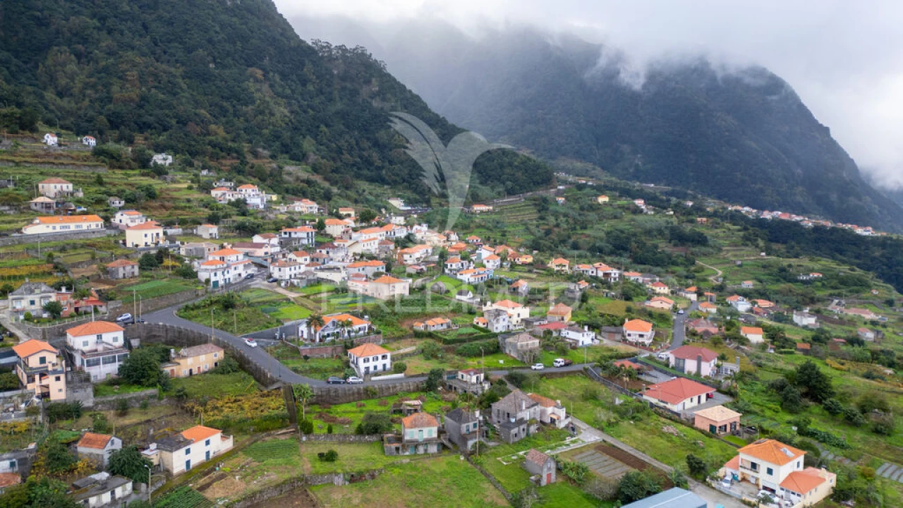 Moradia T2 para Venda em Ponta Delgada Foto 10