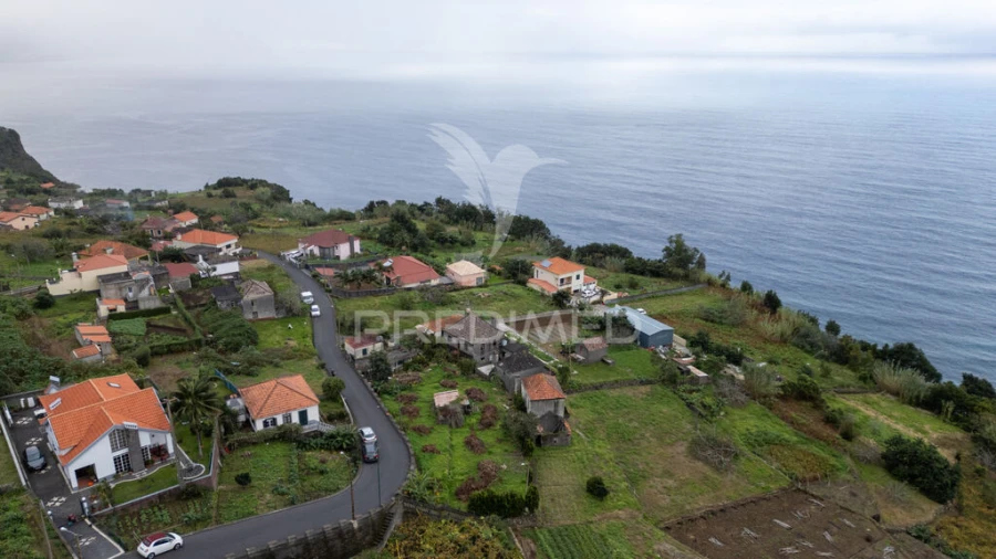 Moradia T2 para Venda em Ponta Delgada Foto 7