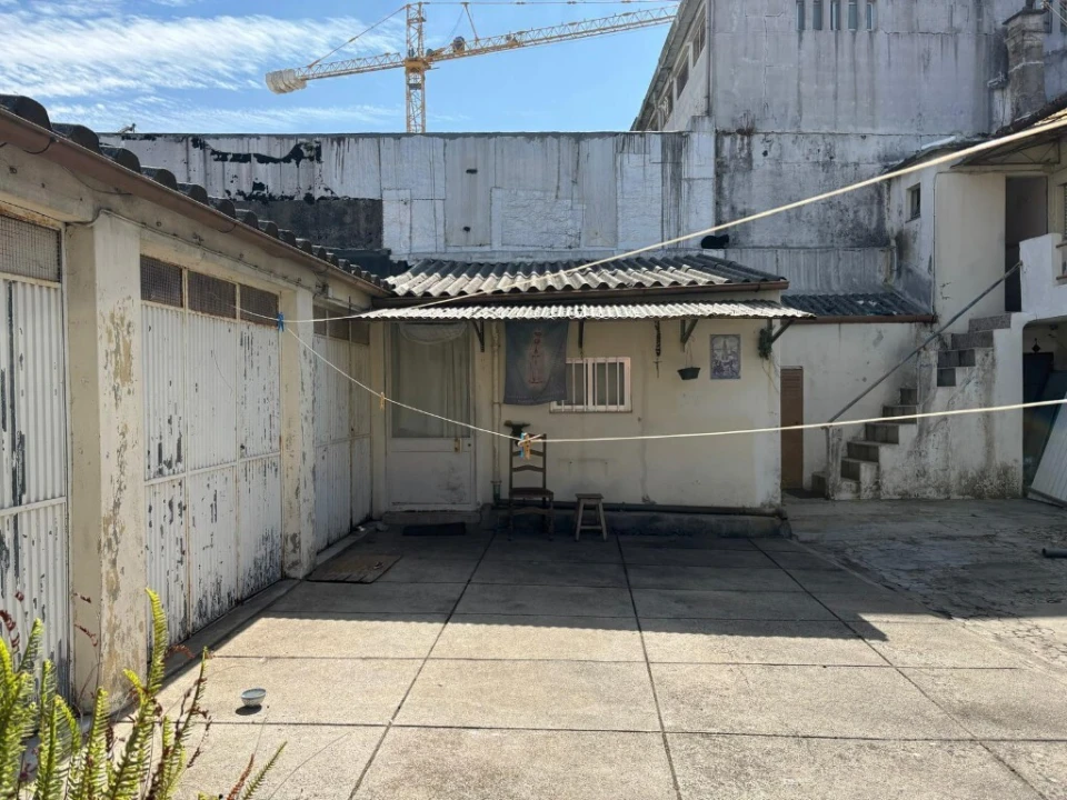 Prédio para Venda em Paranhos Foto 9
