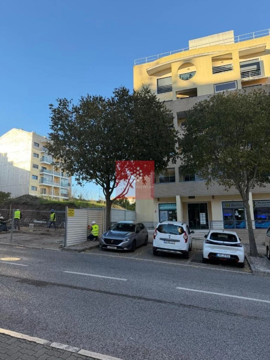 Apartamento T2 para Venda em Mina de Água Foto 3