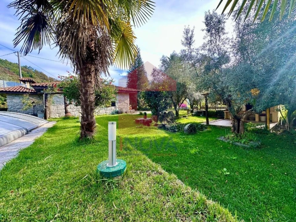 Moradia T3 para Venda em Valdreu Foto 38