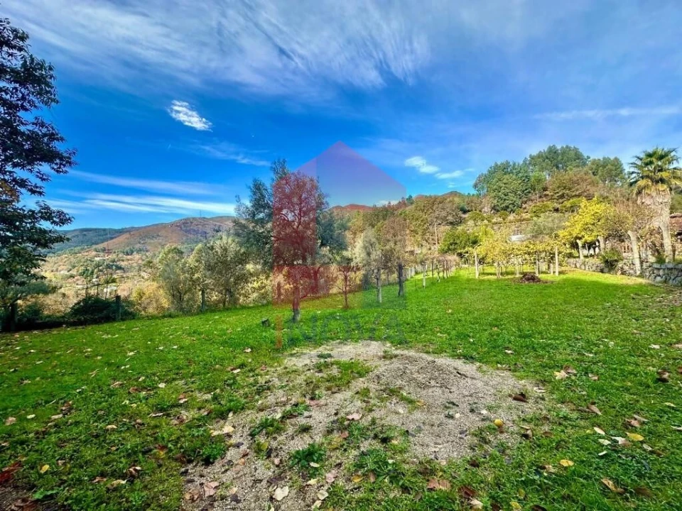 Moradia T3 para Venda em Valdreu Foto 32