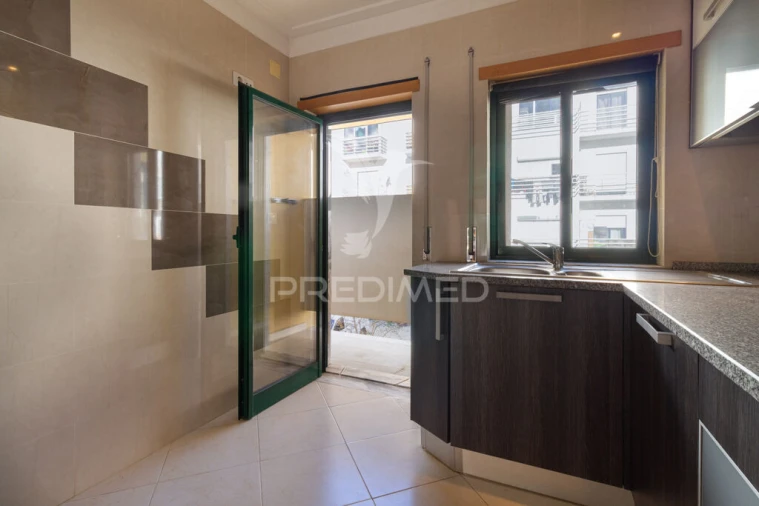 Apartamento T2 para Venda em Alhos Vedros Foto 18