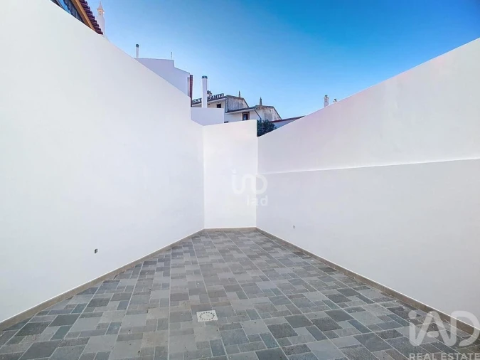 Moradia T5 para Venda em Alvor Foto 10