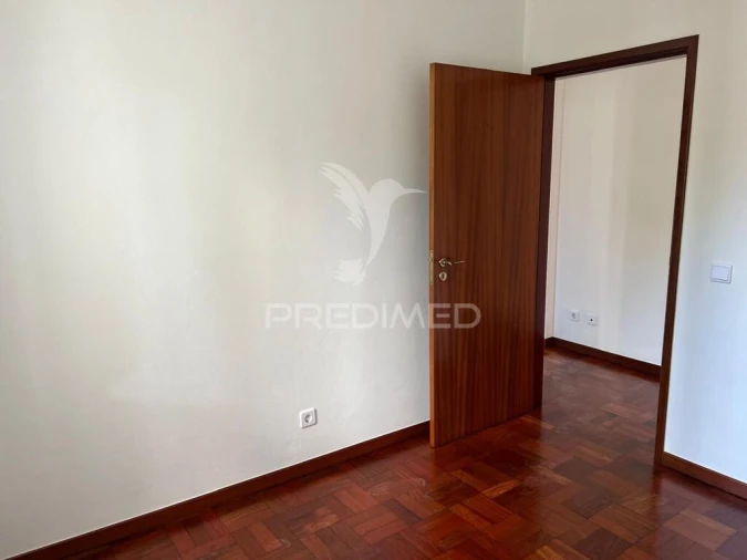 Moradia T2 para Venda em Funchal (Santa Luzia) Foto 10