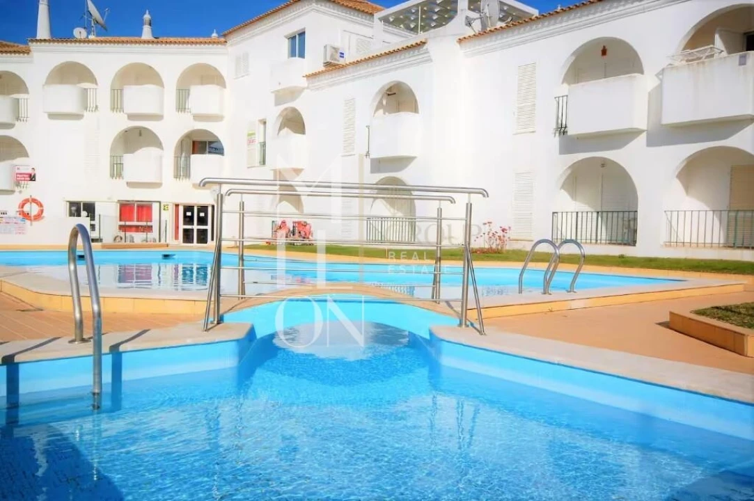 Apartamento para Venda em Albufeira e Olhos de Água Foto 1