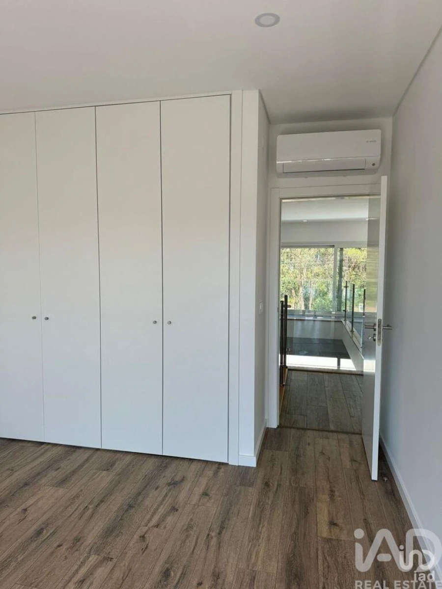 Moradia T3 para Venda em Sesimbra (Castelo) Foto 5