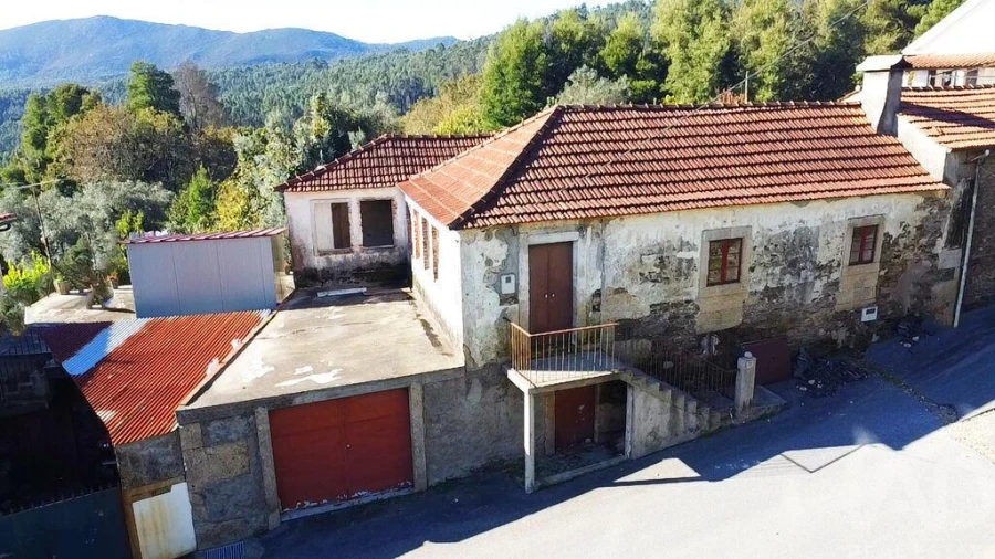 Moradia T2 para Venda em Nogueira, Meixedo e Vilar de Murteda Foto 3