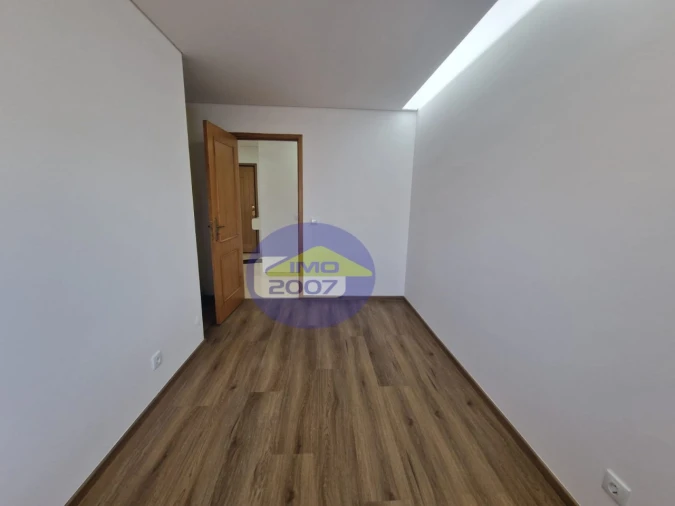 Apartamento T2 para Venda em Canedo, Vale e Vila Maior Foto 9