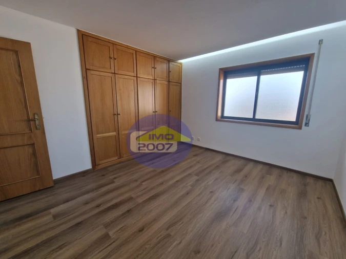 Apartamento T2 para Venda em Canedo, Vale e Vila Maior Foto 13