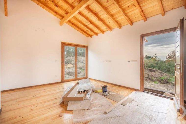 Negócio para Venda em Serzedelo Foto 17