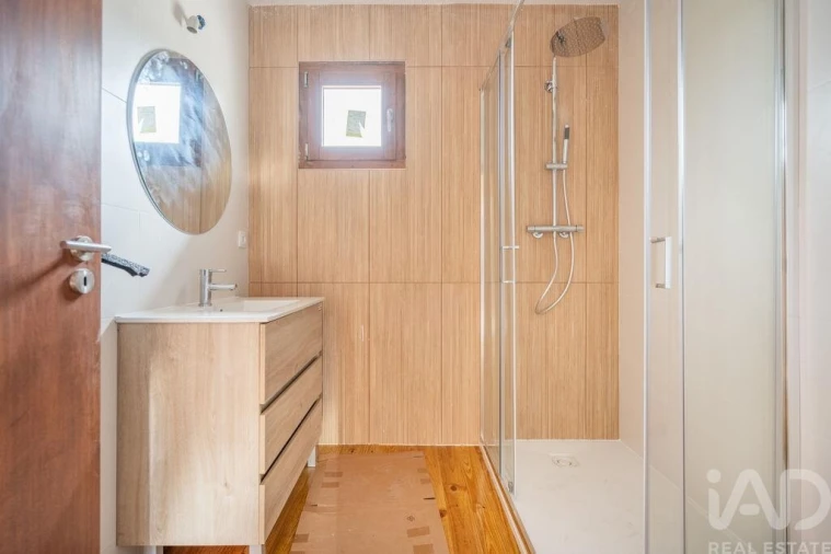 Negócio para Venda em Serzedelo Foto 6