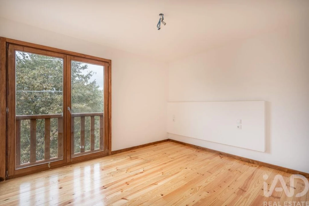 Negócio para Venda em Serzedelo Foto 11