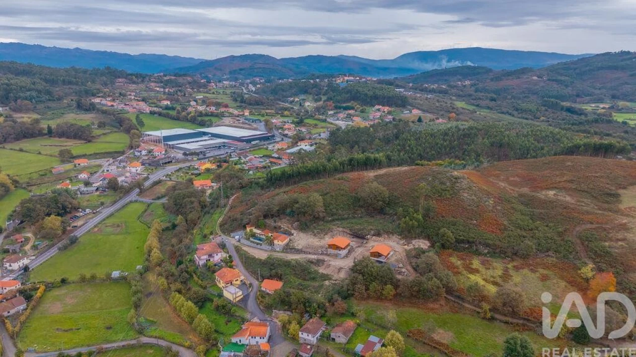 Negócio para Venda em Serzedelo Foto 4