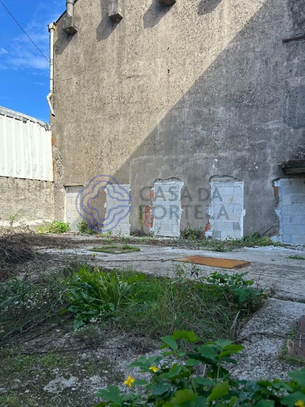 Armazém para Venda em Milheiros Foto 3