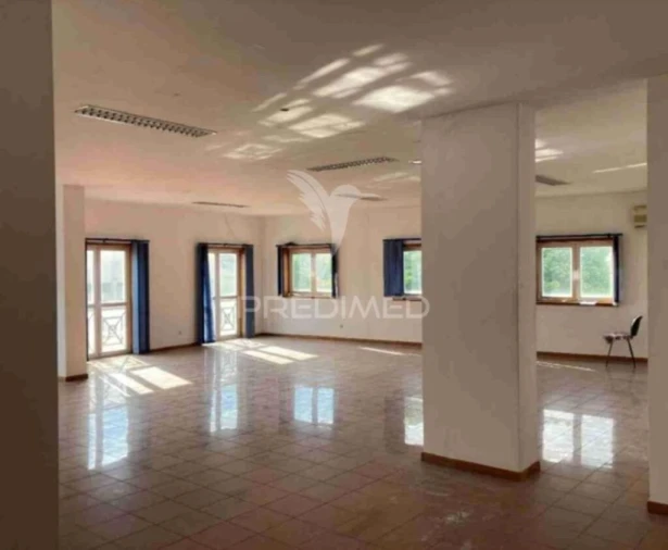 Escritório para Venda em Vagos e Santo António Foto 5