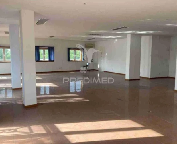 Escritório para Venda em Vagos e Santo António Foto 3