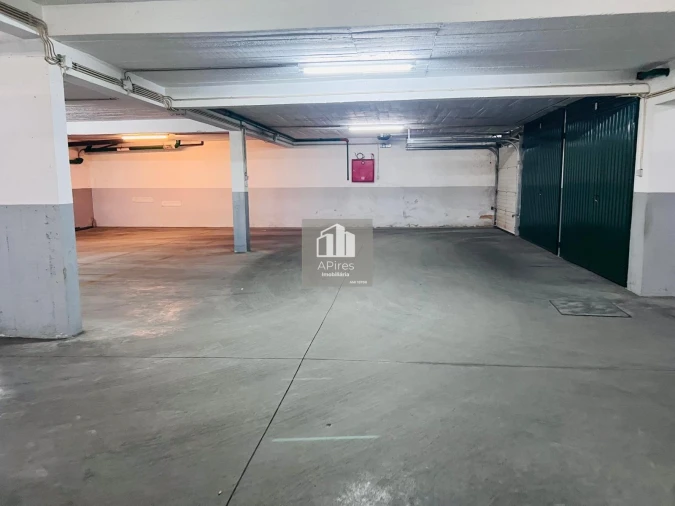 Apartamento T2 para Venda em Costa da Caparica Foto 25