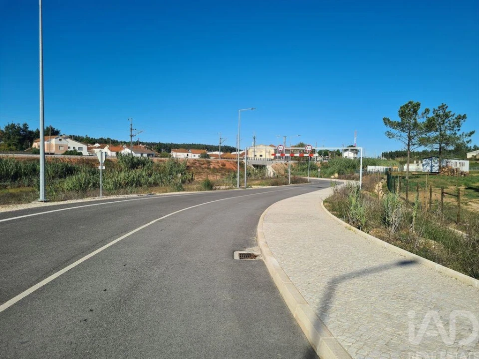 Terreno para Venda em Campelos e Outeiro da Cabeça Foto 11