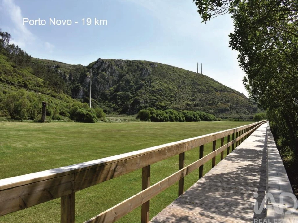 Terreno para Venda em Campelos e Outeiro da Cabeça Foto 19