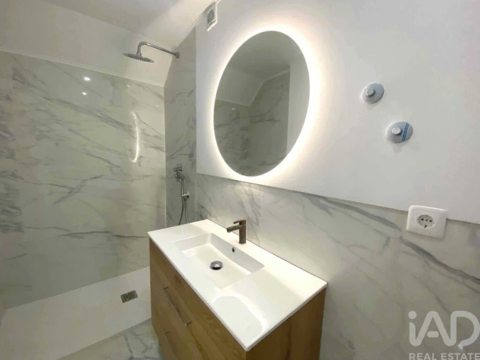 Apartamento T3 para Venda em Queluz e Belas Foto 27