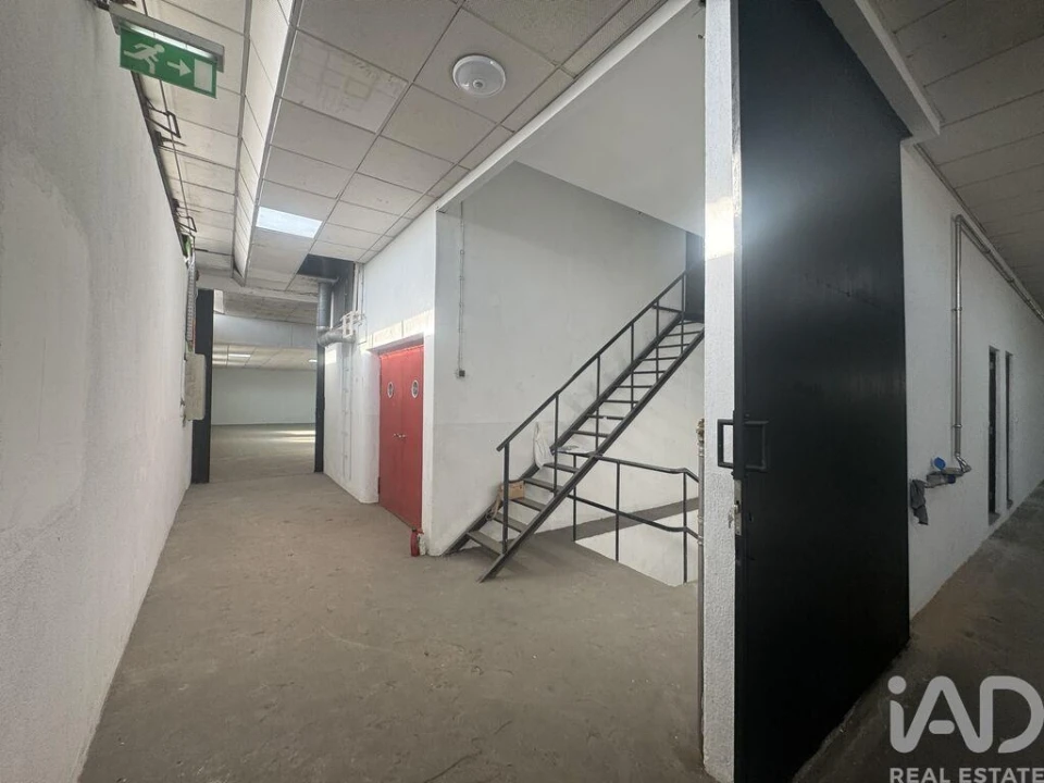 Armazém para Arrendamento em Camarate, Unhos e Apelação Foto 26