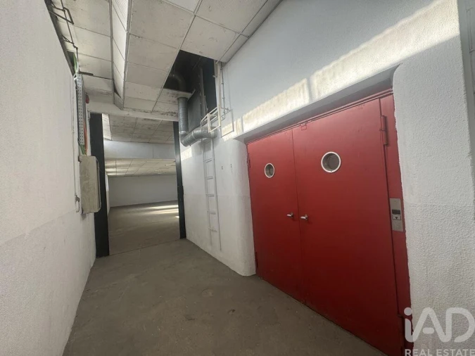 Armazém para Arrendamento em Camarate, Unhos e Apelação Foto 8