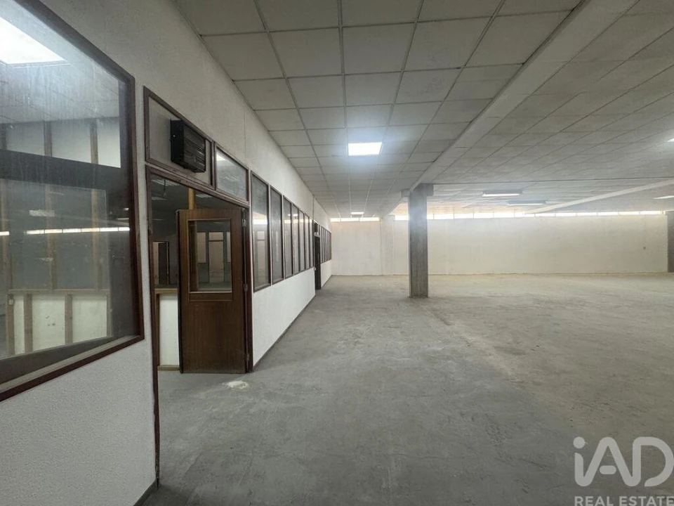 Armazém para Arrendamento em Camarate, Unhos e Apelação Foto 17