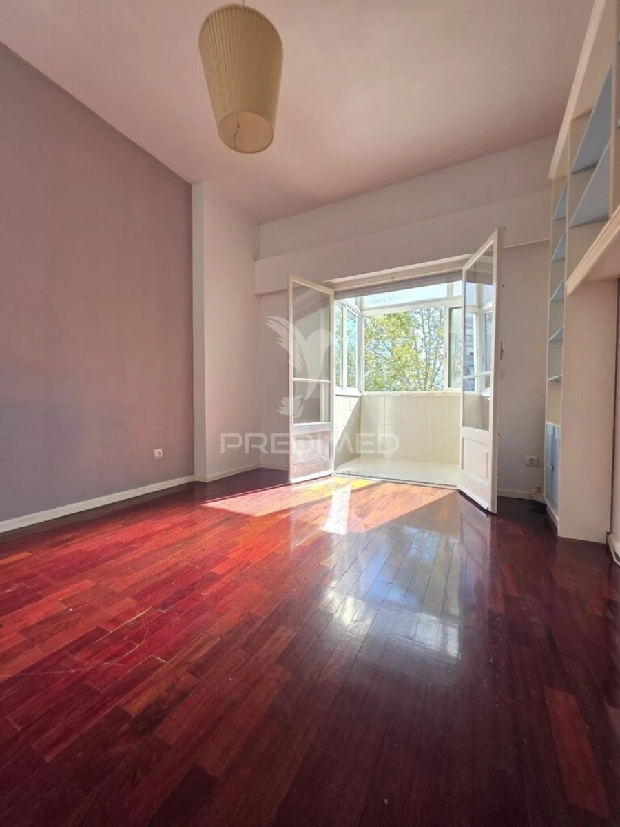 Apartamento T2 para Venda em Santa Clara Foto 6