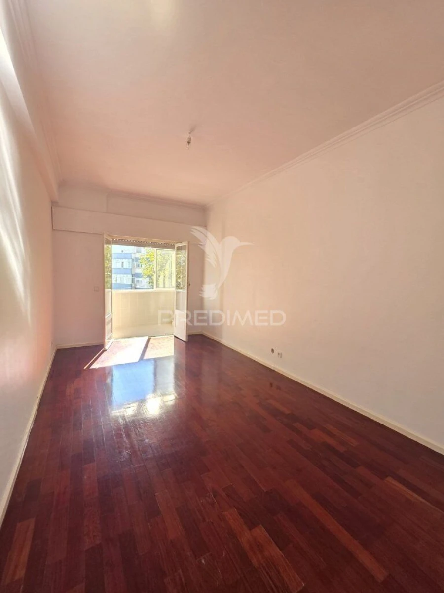 Apartamento T2 para Venda em Santa Clara Foto 7