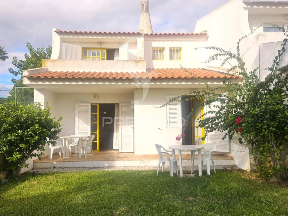 Moradia T2 para Venda em Guia Foto 16