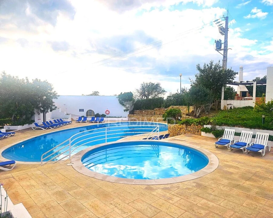 Moradia T2 para Venda em Guia Foto 7