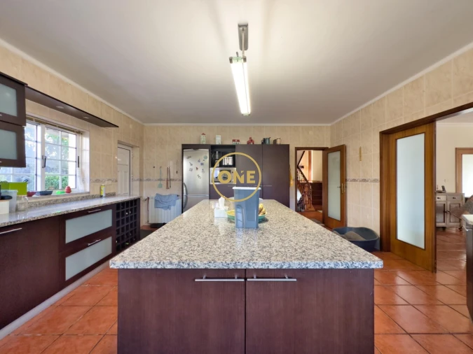 Moradia T4 para Venda em Valdreu Foto 13