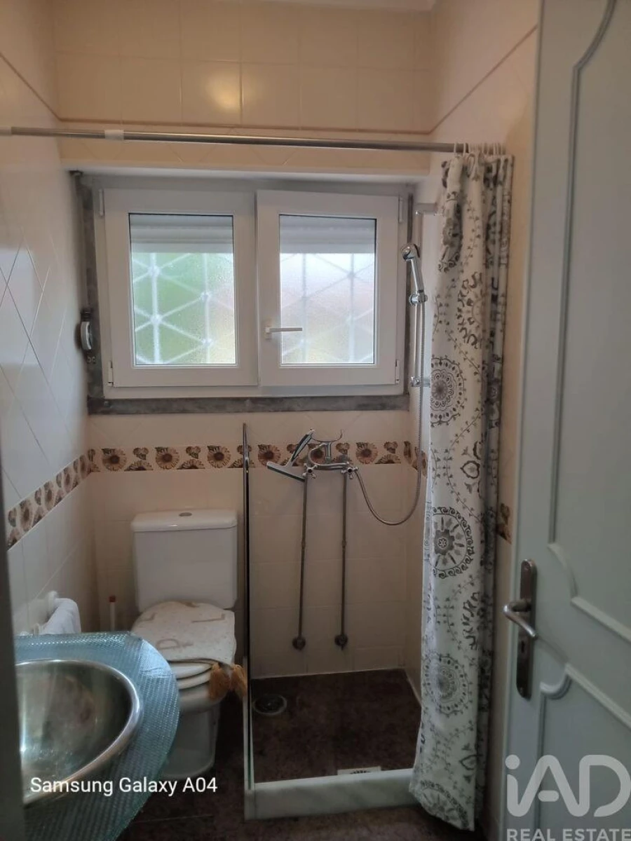 Moradia T5 para Arrendamento em São Domingos de Rana Foto 12