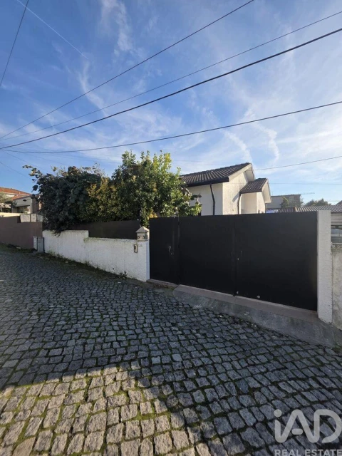 Moradia T2 para Venda em Madalena