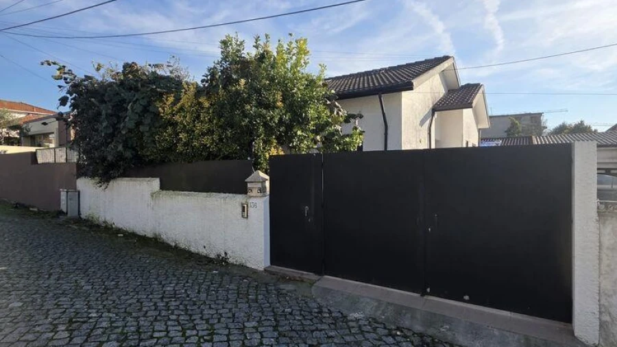 Moradia T2 para Venda em Madalena