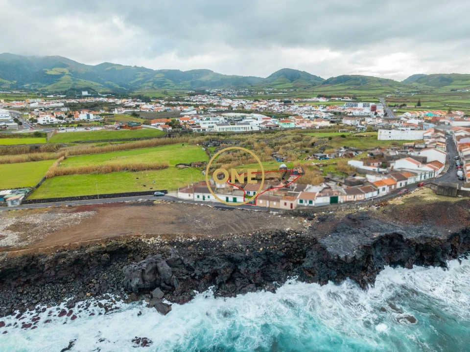 Moradia T2 para Venda em Ribeira Seca Foto 1