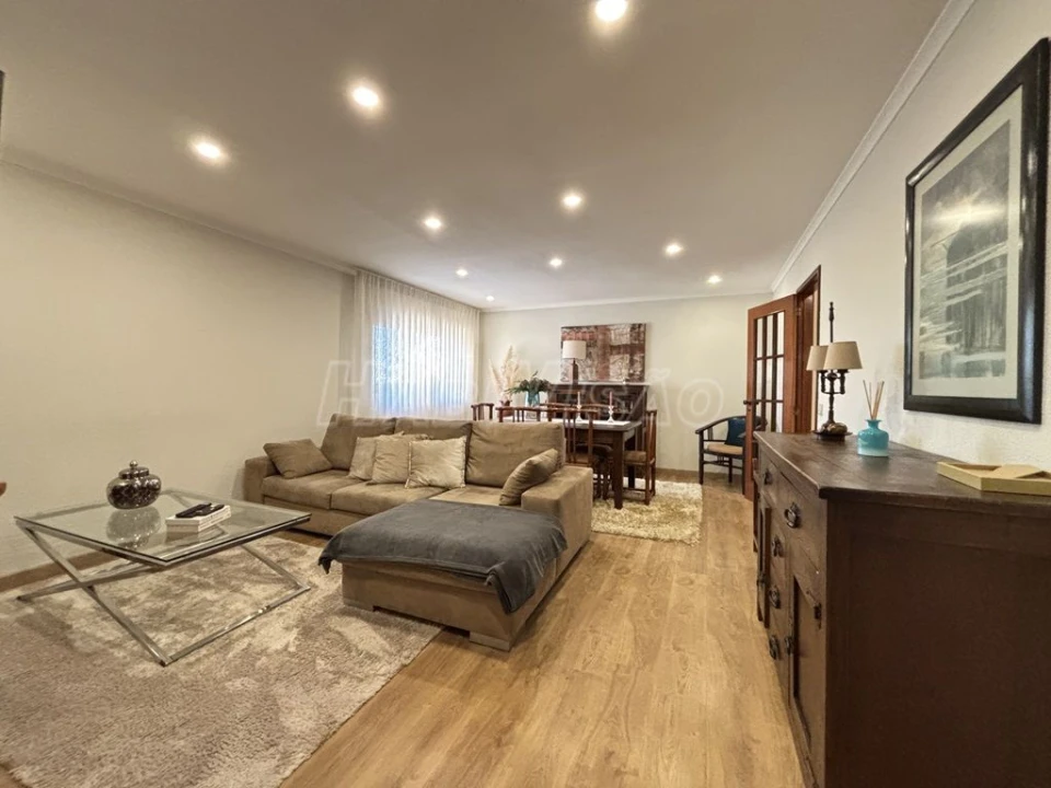 Apartamento T4 para Venda em Ermesinde Foto 7