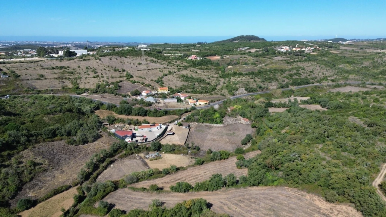 Terreno para Venda em Venda do Pinheiro e Santo Estêvão das Galés Foto 17