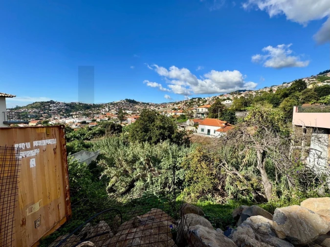 Moradia T3 para Venda em São Roque Foto 12