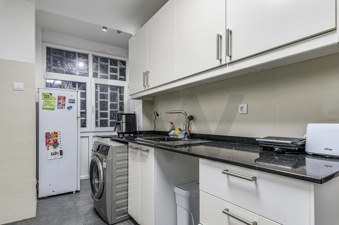 Apartamento T4 para Venda em São Domingos de Benfica Foto 28