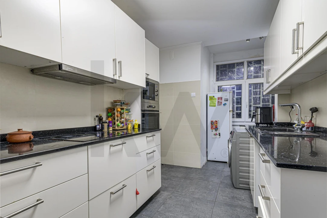 Apartamento T4 para Venda em São Domingos de Benfica Foto 26